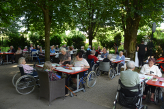 Likovna delavnica v parku