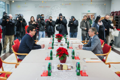 predsednik-vlade-robert-golob-je-obiskal-dom-starejih-obanov-ika_54965708645_o