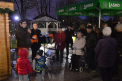 Otvoitev novoletne stojnice december 2017 - 14. 12. 2017